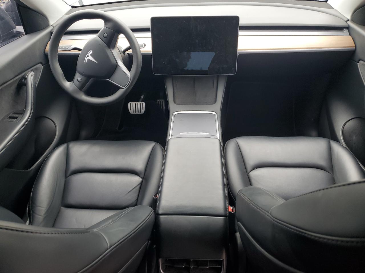 2022 Tesla Model Y Black vin: 7SAYGDEFXNF417141
