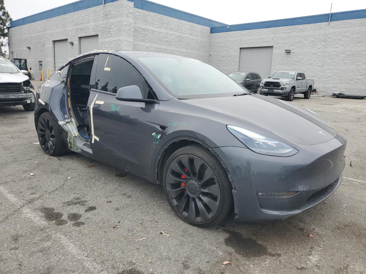 2022 Tesla Model Y Black vin: 7SAYGDEFXNF417141