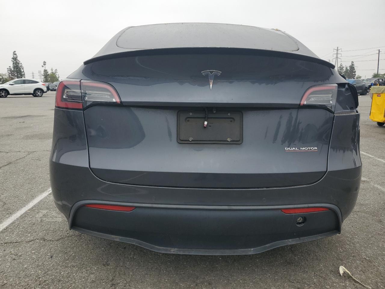 2022 Tesla Model Y Black vin: 7SAYGDEFXNF417141