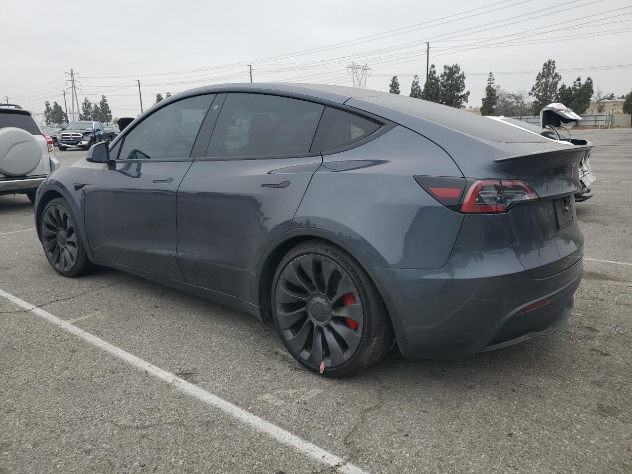 2022 Tesla Model Y Black vin: 7SAYGDEFXNF417141