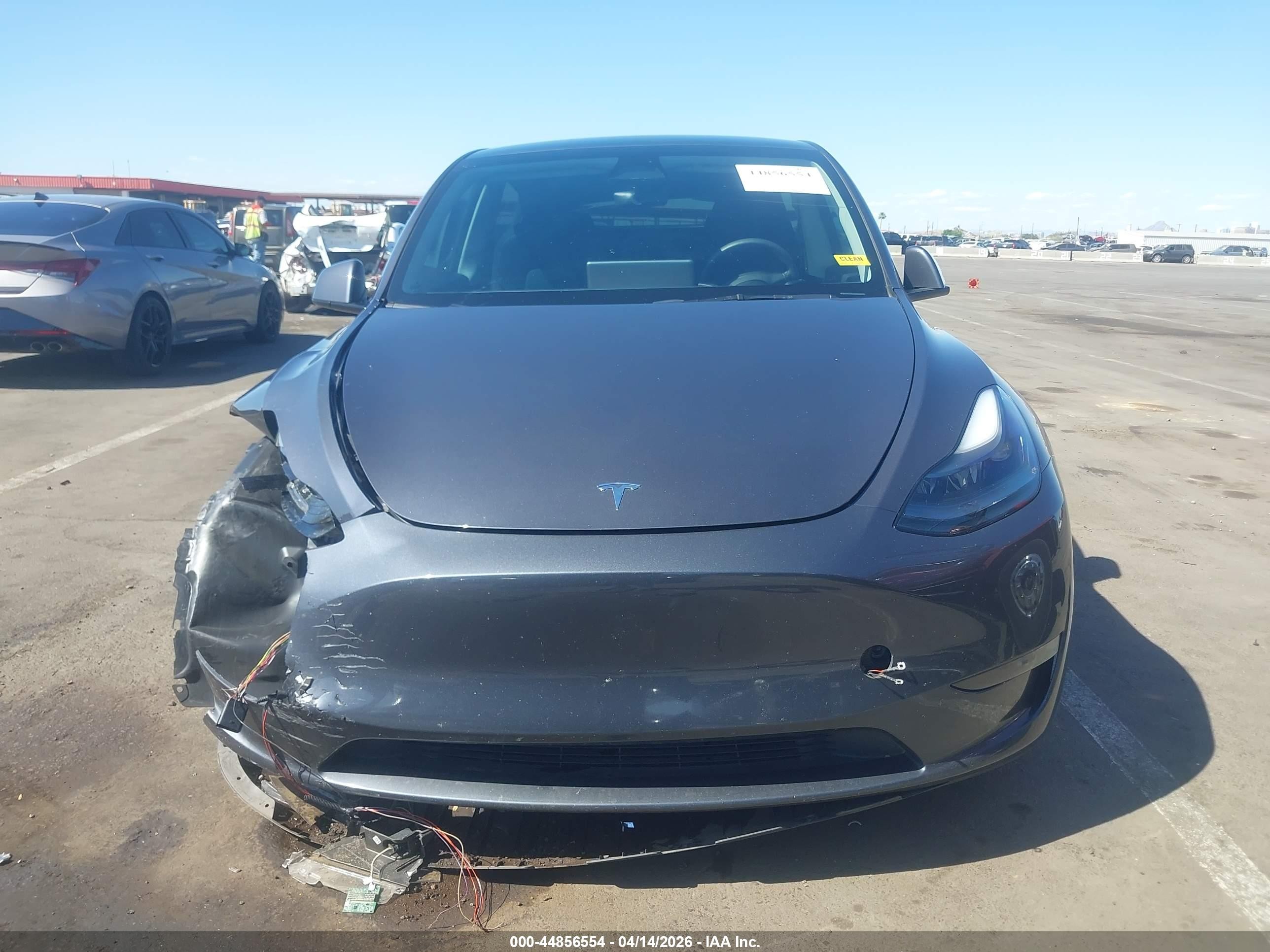 2023 Tesla Model Y Performance Dual Motor All-wheel Drive Gray vin: 7SAYGDEFXPF782356