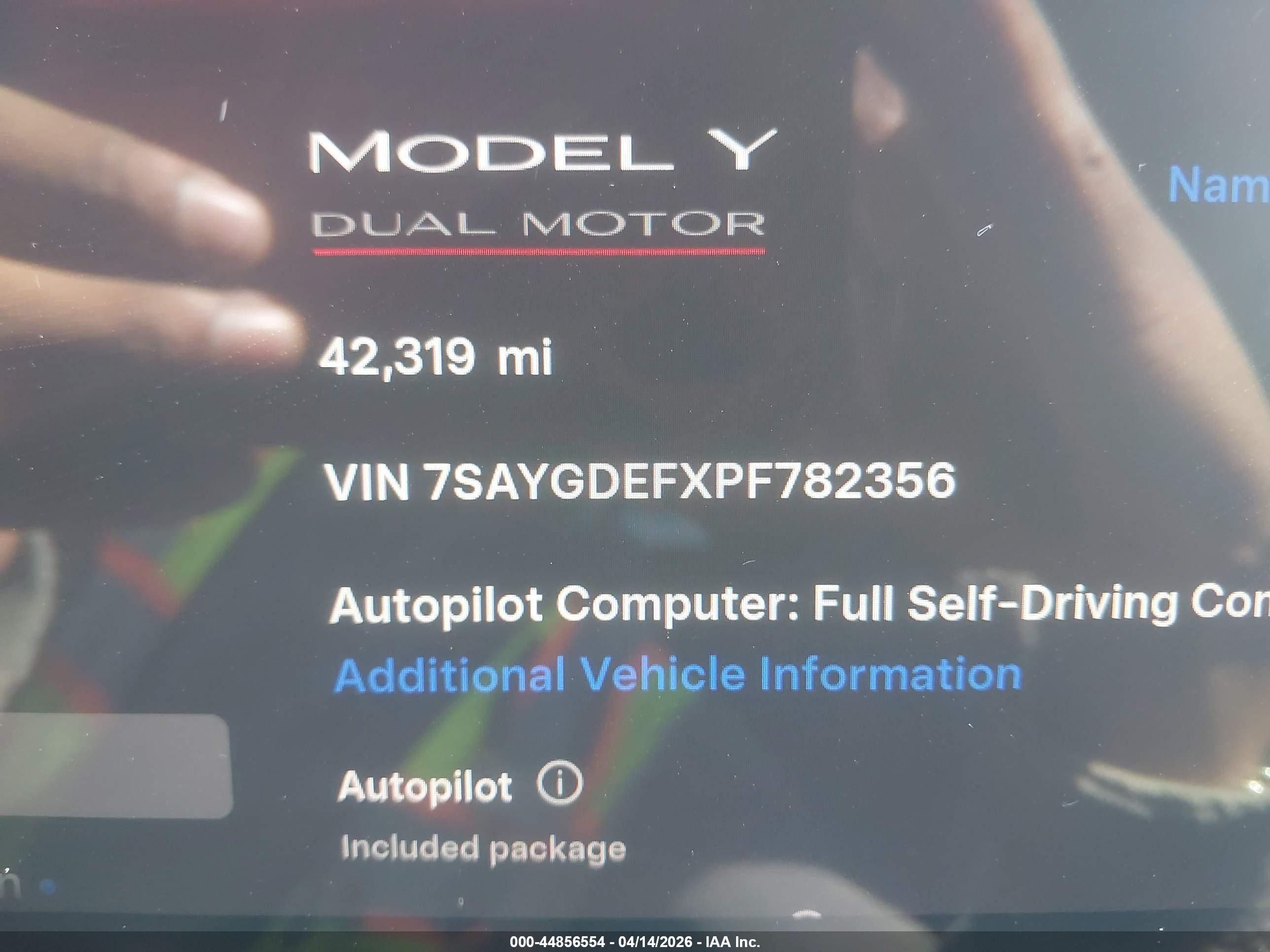 2023 Tesla Model Y Performance Dual Motor All-wheel Drive Gray vin: 7SAYGDEFXPF782356