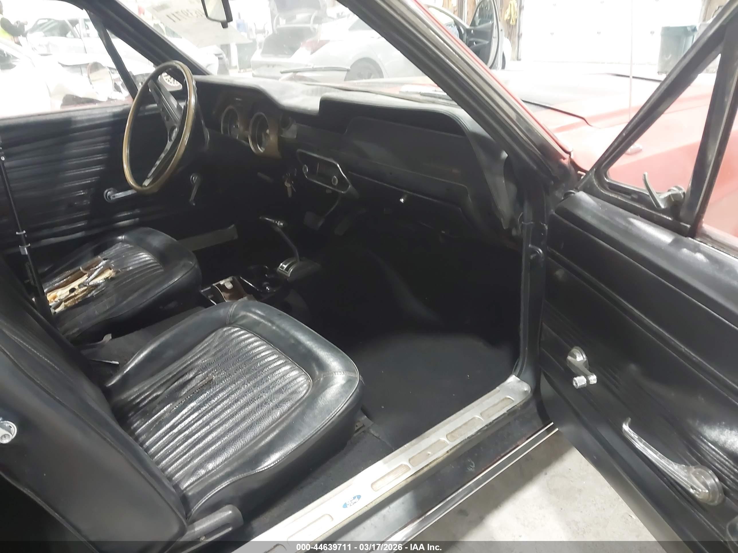 1967 Ford Mustang   Красный vin: 7T02C229102      