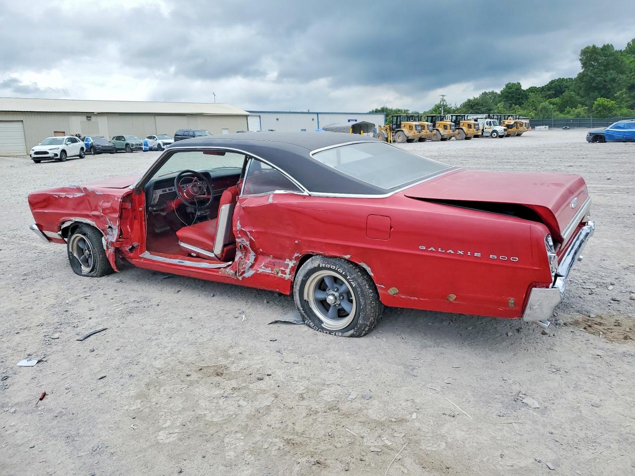 1967 Ford Galaxie500 Red vin: 7U55H176228