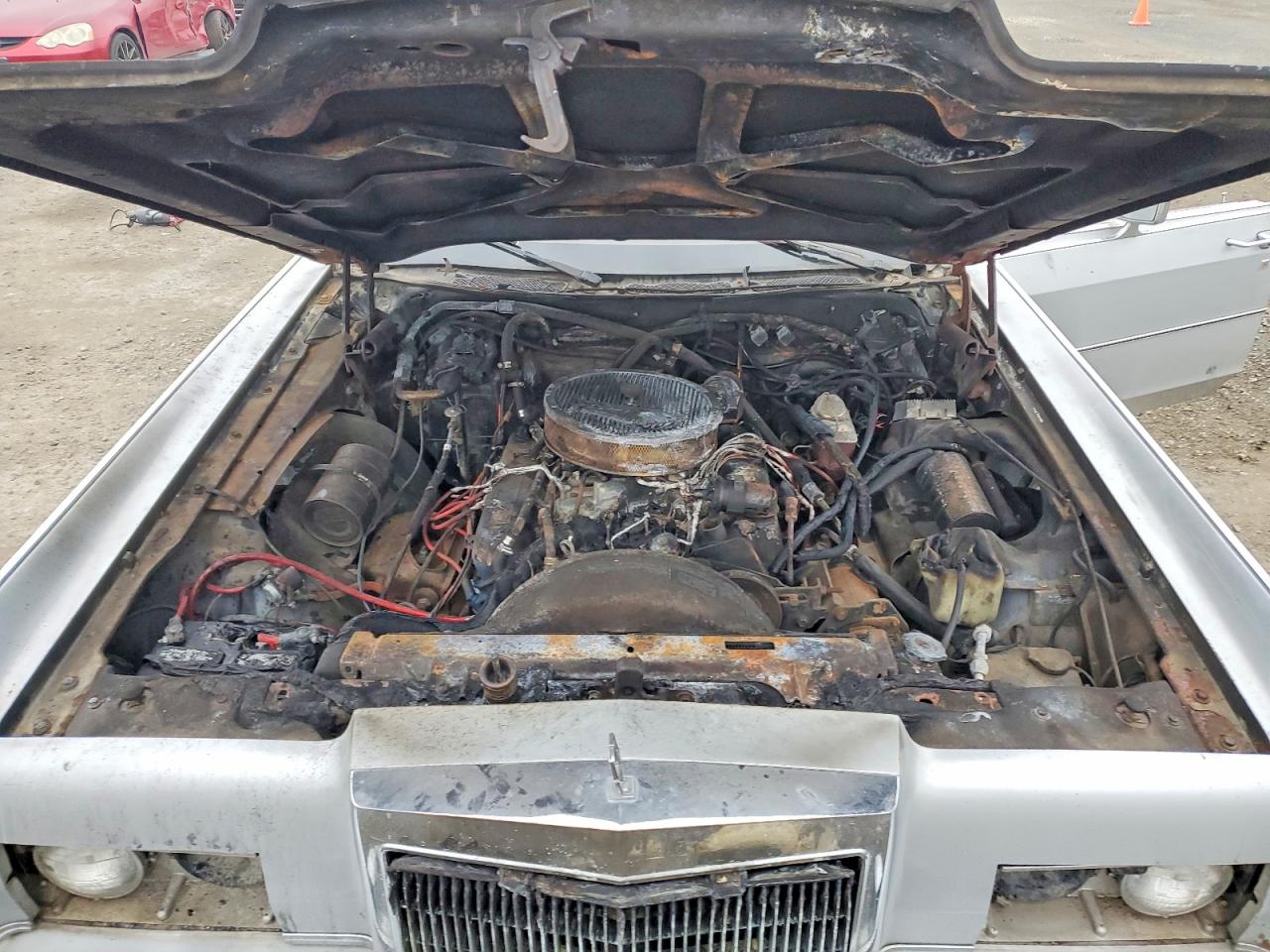 1977 Lincoln Continenta Silver vin: 7Y82A857654