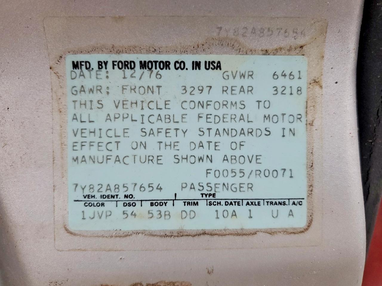 1977 Lincoln Continenta Silver vin: 7Y82A857654