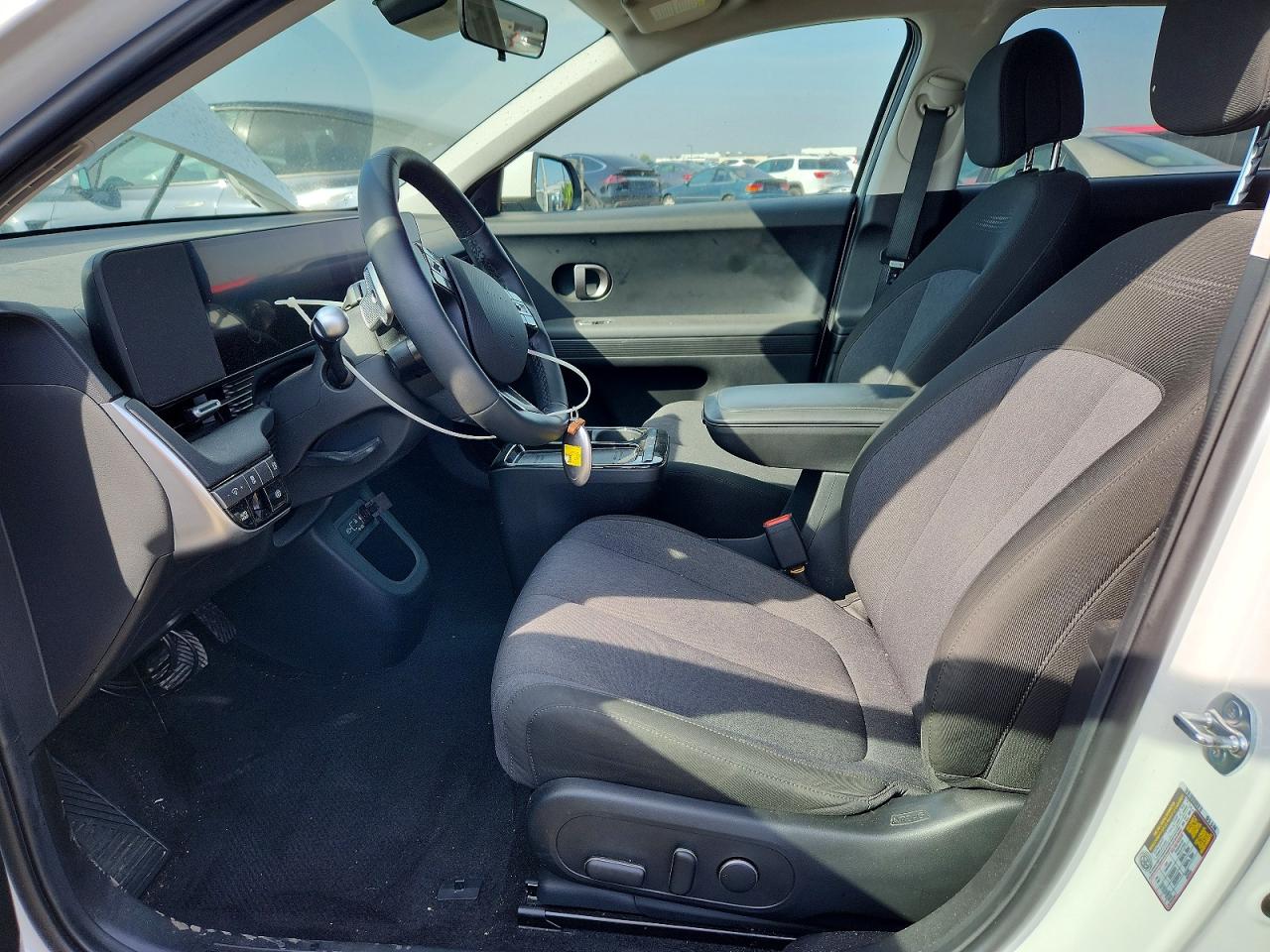 2025 Hyundai Ioniq 5 Se White vin: 7YAKM4DA5SY014609