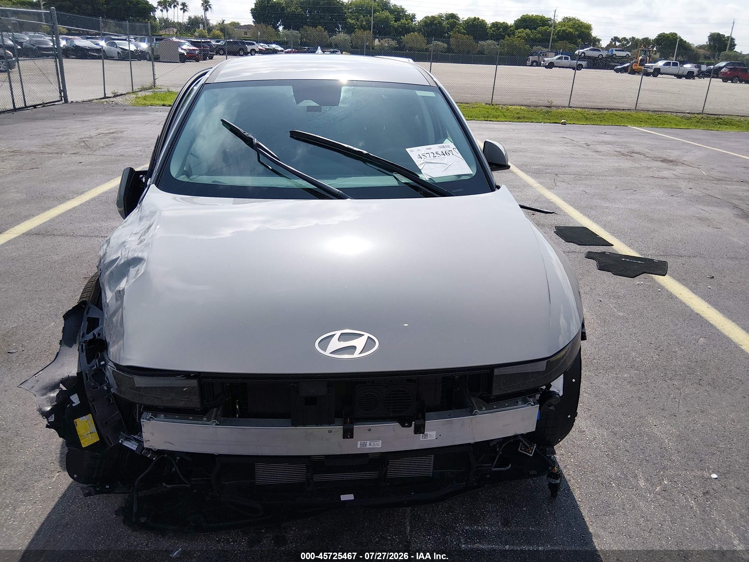 2026 Hyundai Ioniq 5 Sel Gray vin: 7YAKN4DA9TY059857