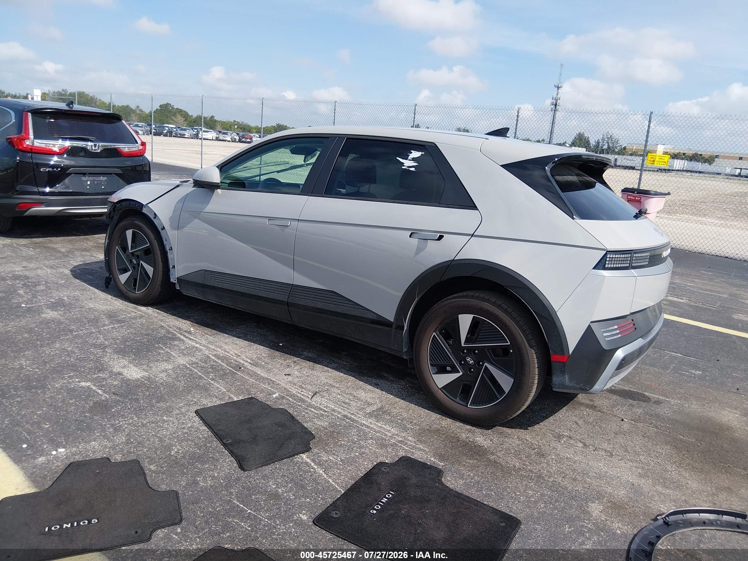 2026 Hyundai Ioniq 5 Sel Gray vin: 7YAKN4DA9TY059857