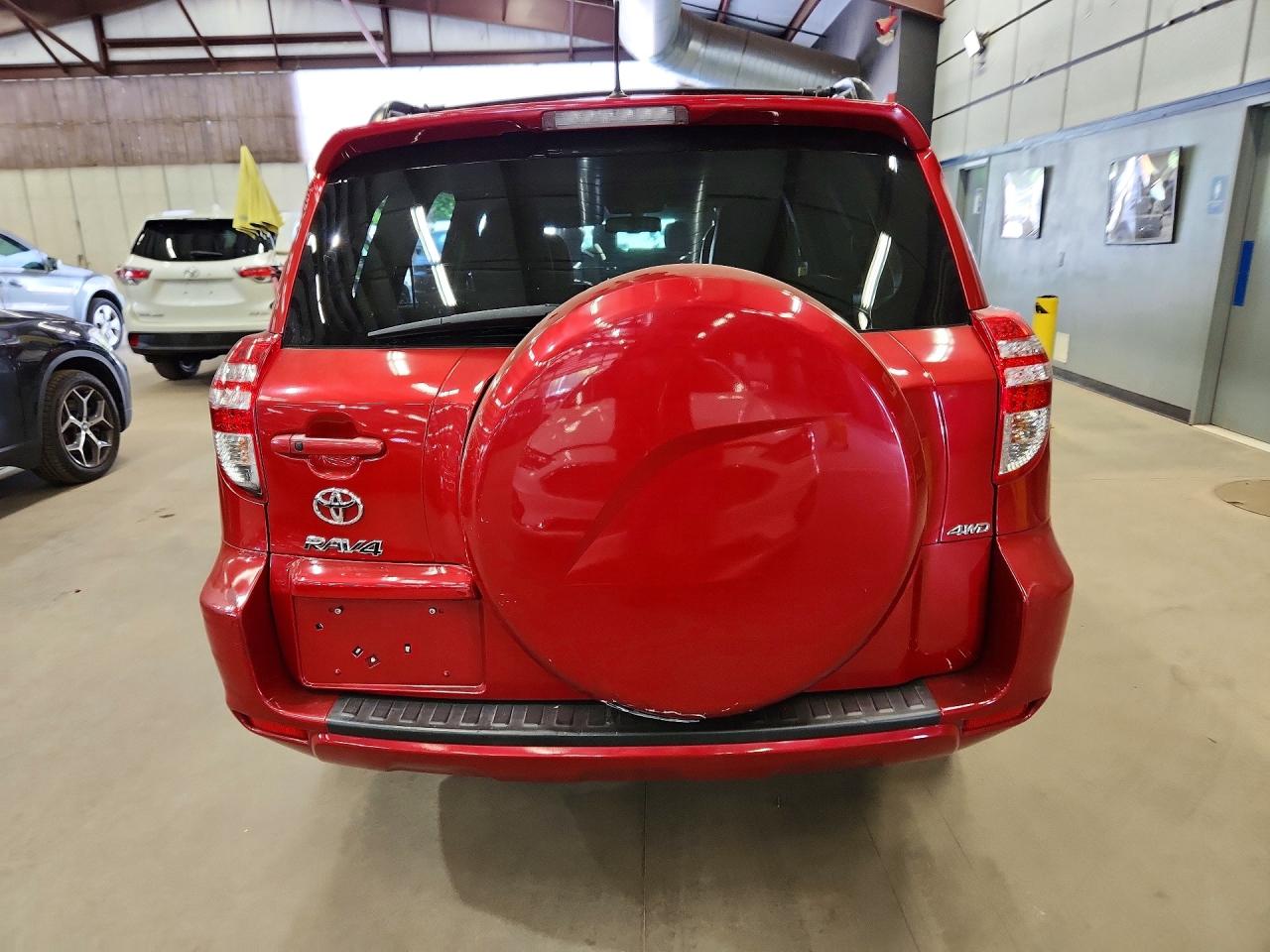 2012 Toyota Rav4 Limited Red vin: 2T3DF4DV2CW257254