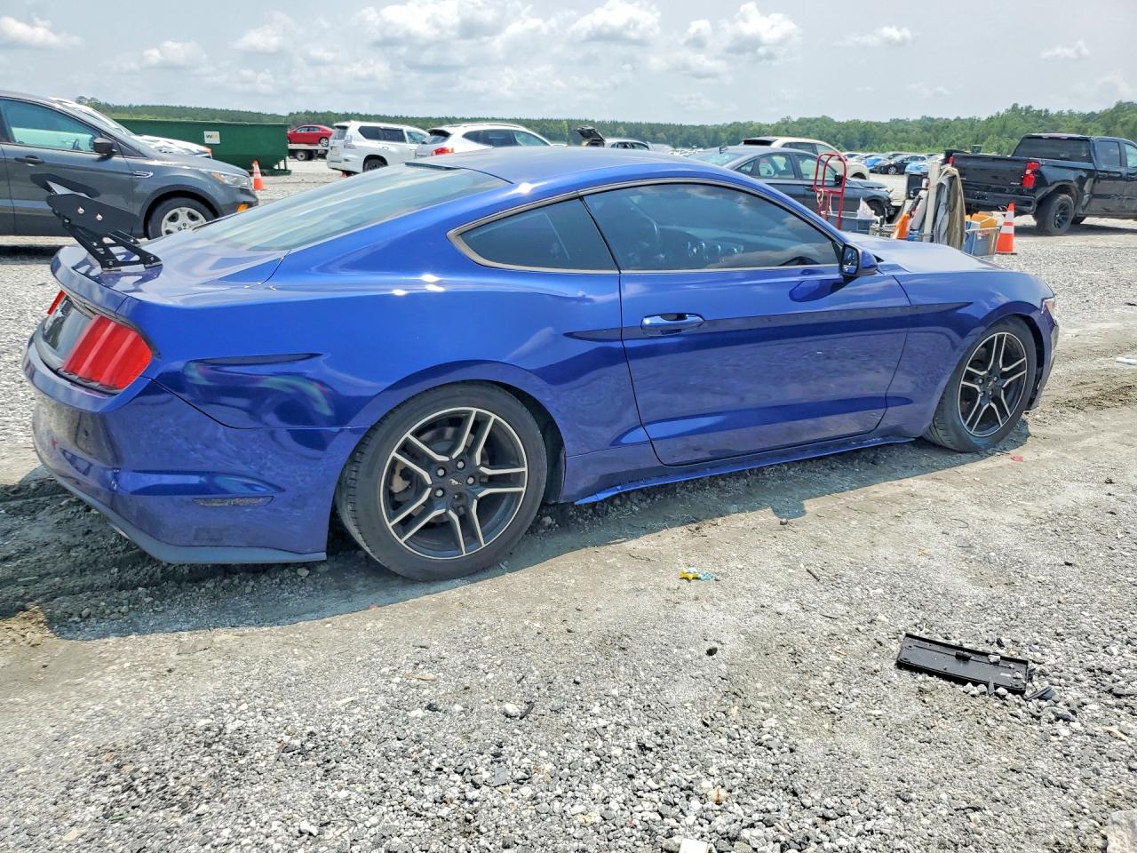 2015 Ford Mustang Синий vin: 1FA6P8AM0F5384935