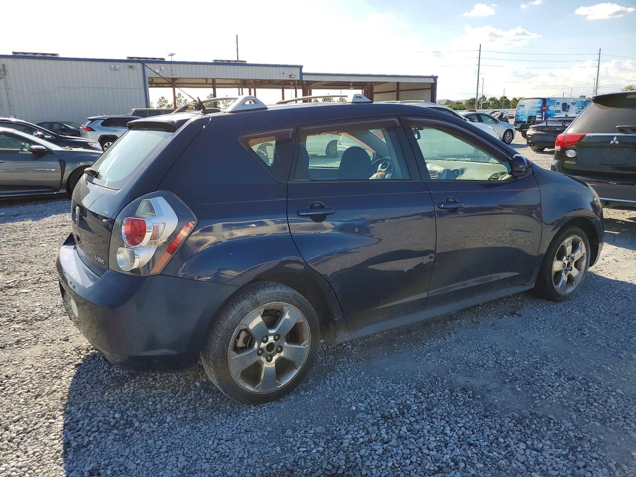 2009 Pontiac Vibe Base Blue vin: 5Y2SP67079Z431795