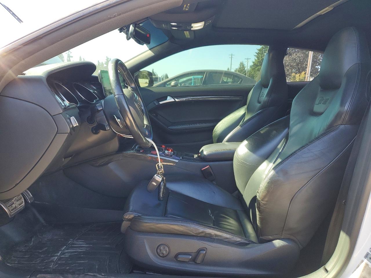 2013 Audi S5 Premium Plus White vin: WAUCGAFR4DA038817