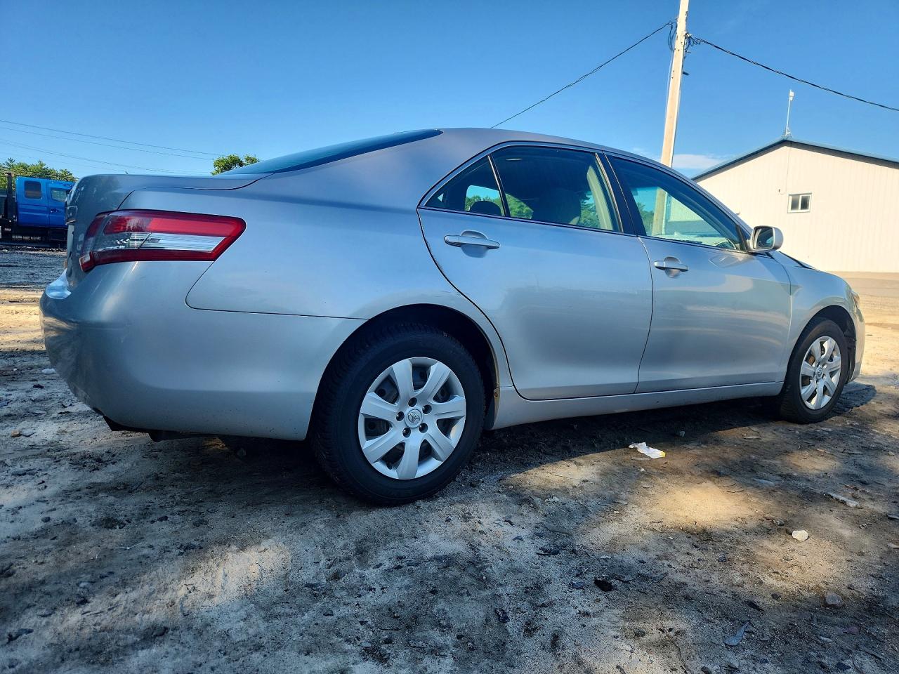 2011 Toyota Camry Le Silver vin: 4T4BF3EKXBR100543