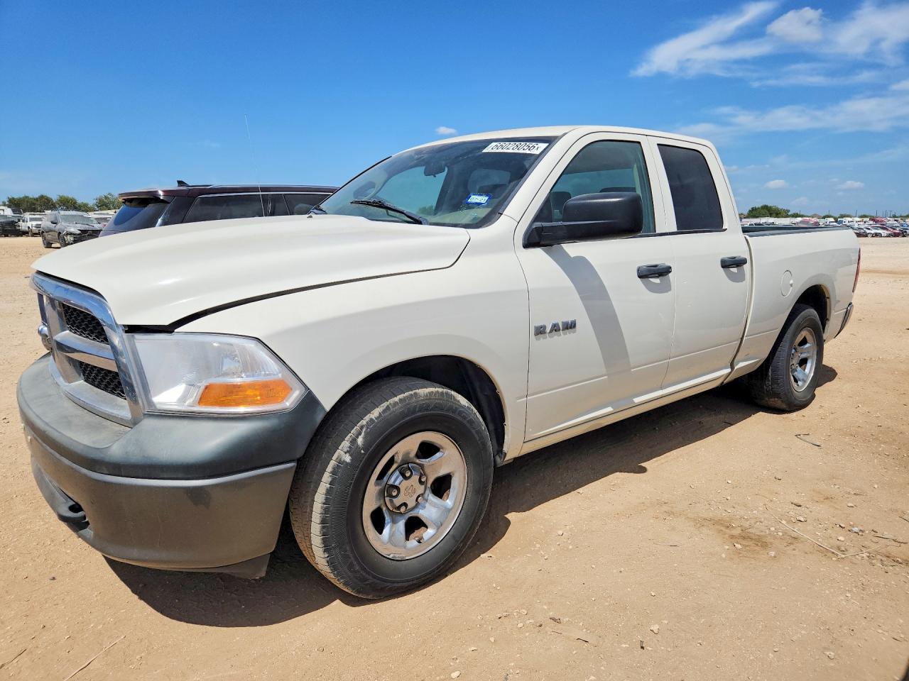 2009 Dodge Ram 1500 White vin: 1D3HB18K09S753125