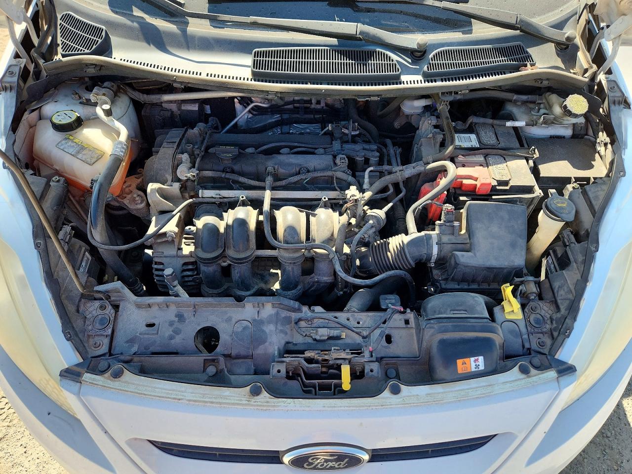 2013 Ford Fiesta Se White vin: 3FADP4EJ4DM117000