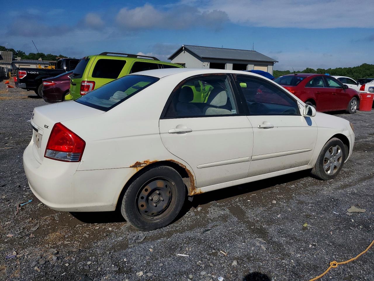 2007 Kia Spectra Lx White vin: KNAFE121275451335