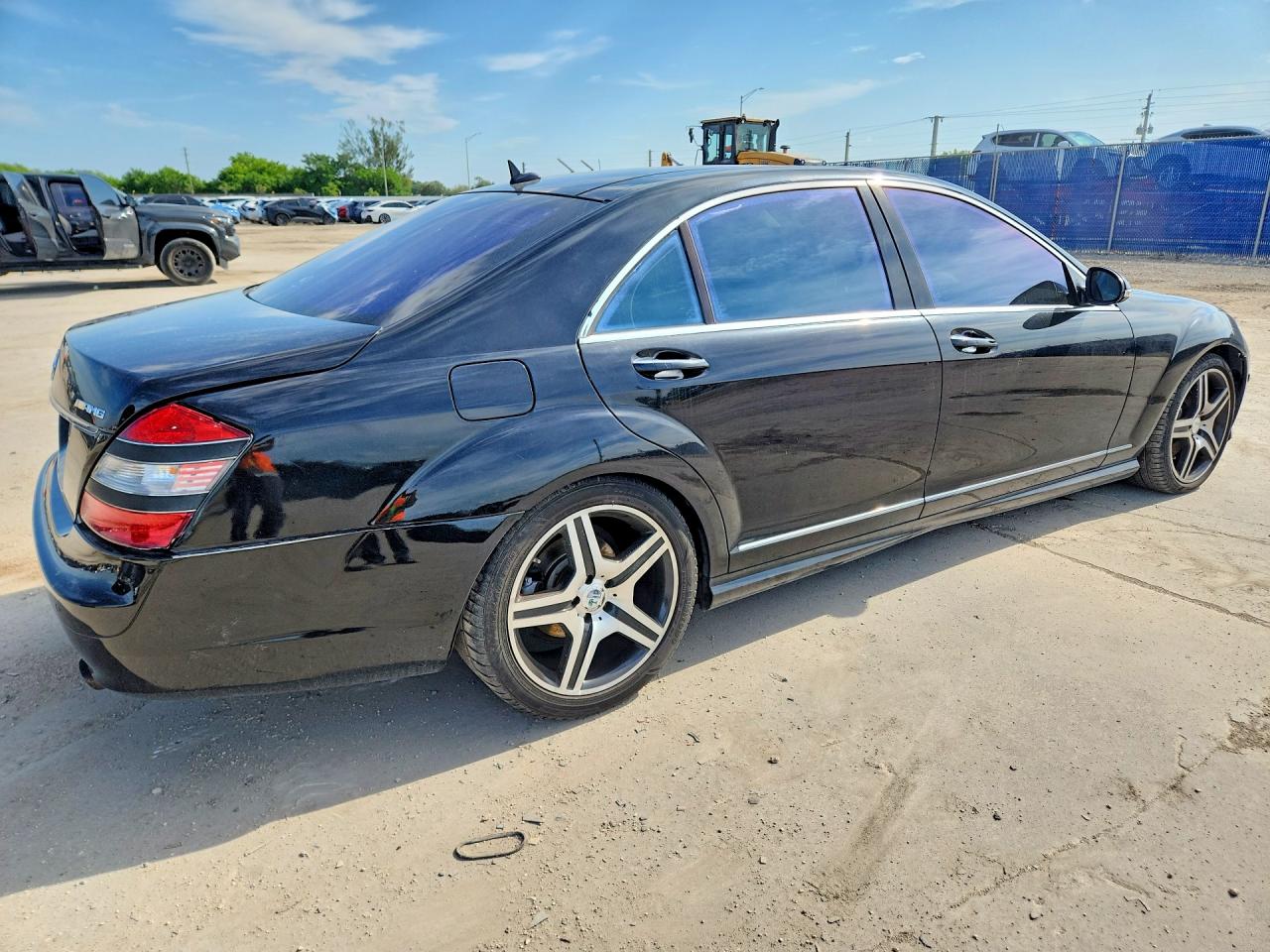 2007 Mercedes-benz S 550 Black vin: WDDNG71X37A139586