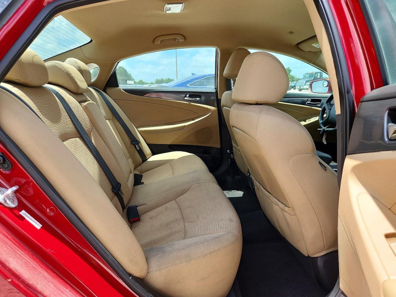 2013 Hyundai Sonata Hybrid Red vin: KMHEC4A4XDA066850