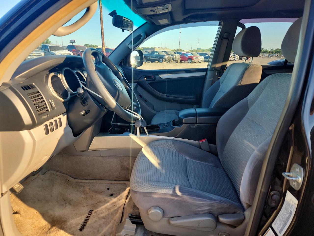 2004 Toyota 4runner Sr5 Black vin: JTEBU14R340052249