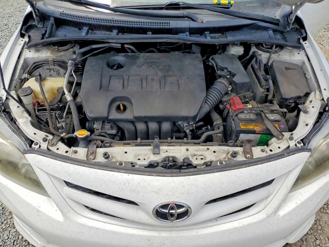 2013 Toyota Corolla S White vin: 5YFBU4EE4DP107945