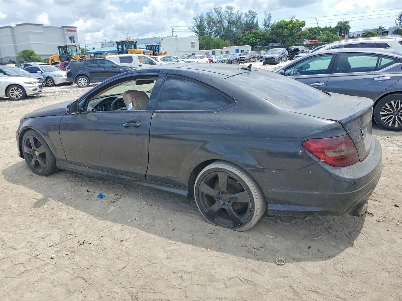 2013 Mercedes-benz C 250 Black vin: WDDGJ4HBXDG005282