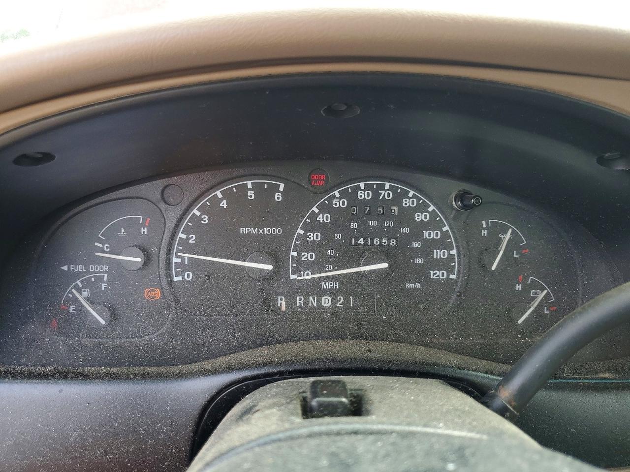 2001 Ford Ranger Red vin: 1FTYR10U91TA75491