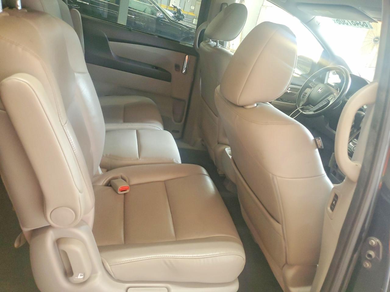 2014 Honda Odyssey Touring Black vin: 5FNRL5H91EB008342