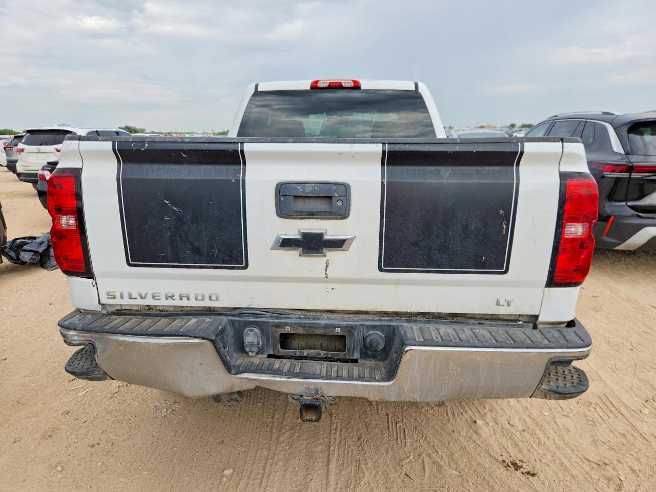 2014 Chevrolet Silverado C1500 Lt White vin: 1GCRCRECXEZ346923