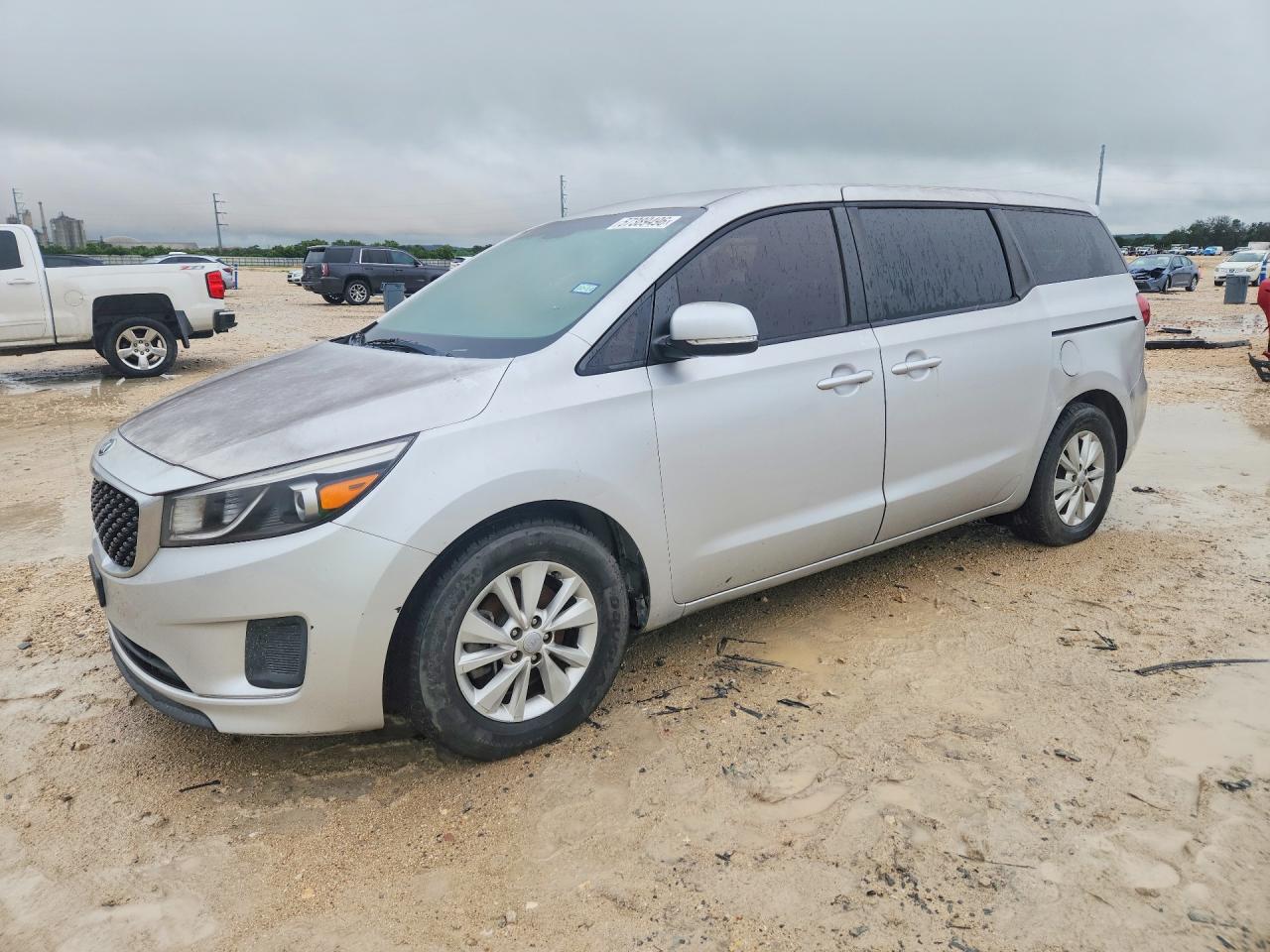 2017 Kia Sedona Lx Silver vin: KNDMB5C17H6231340