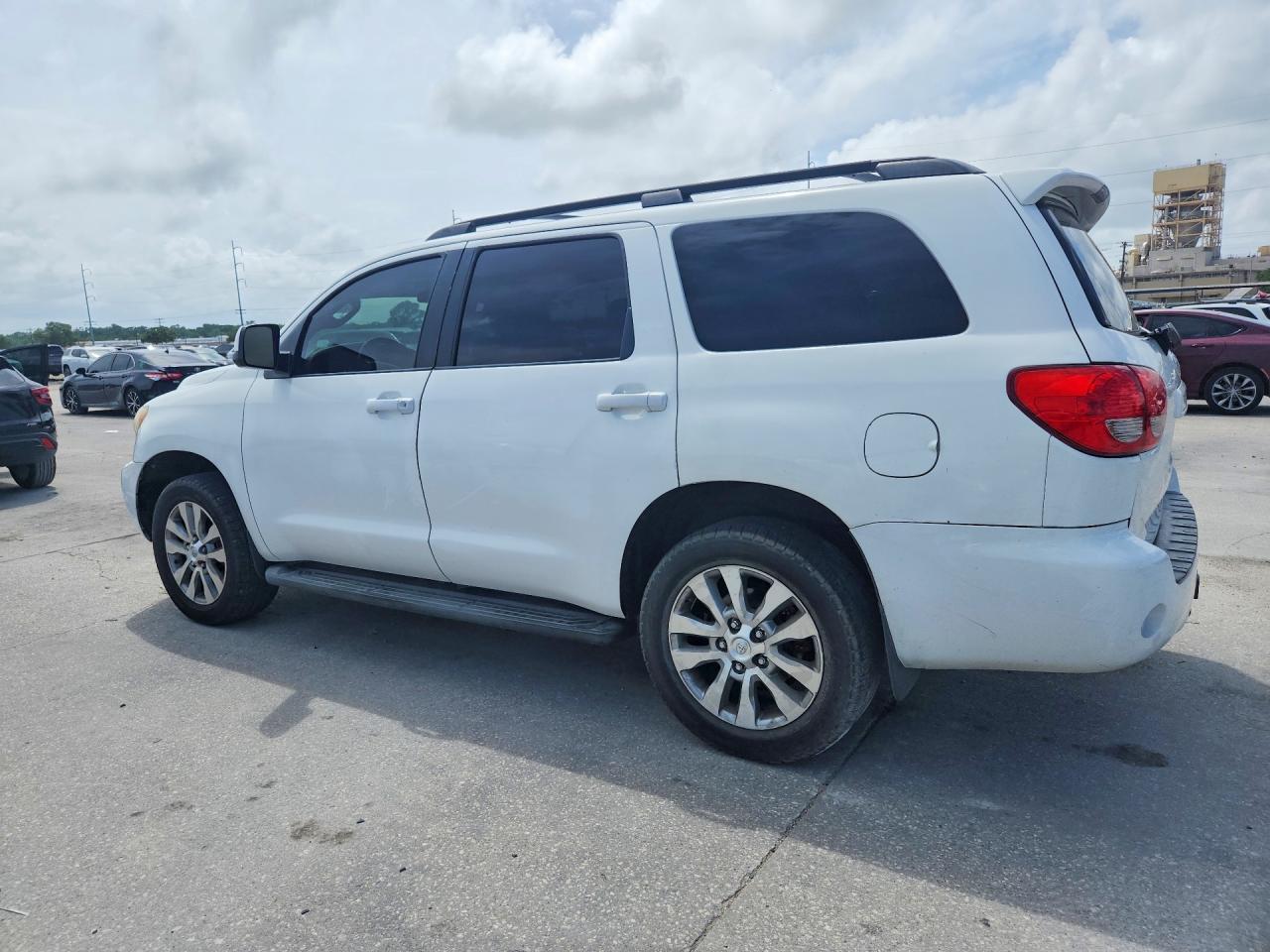 2011 Toyota Sequoia Sr5 Белый vin: 5TDZM5G14BS003085