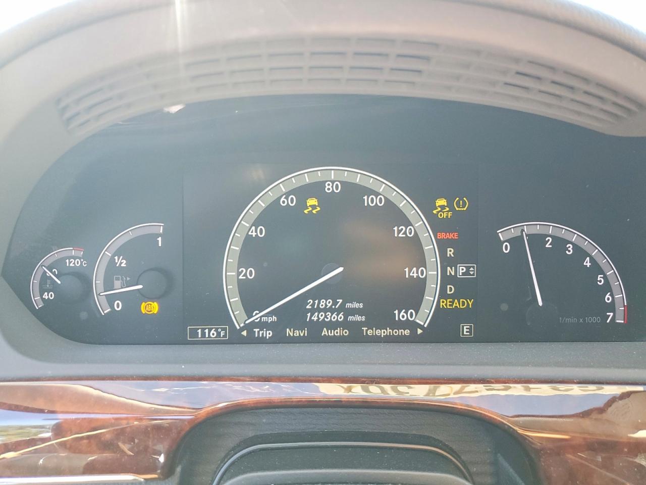 2011 Mercedes-benz S 400 Черный vin: WDDNG9FBXBA387142