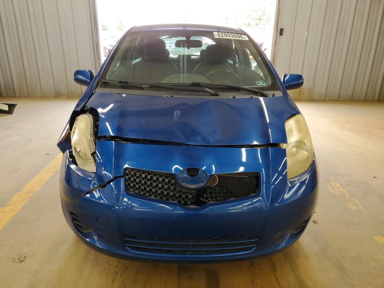 2007 Toyota Yaris Base Blue vin: JTDJT923175100581