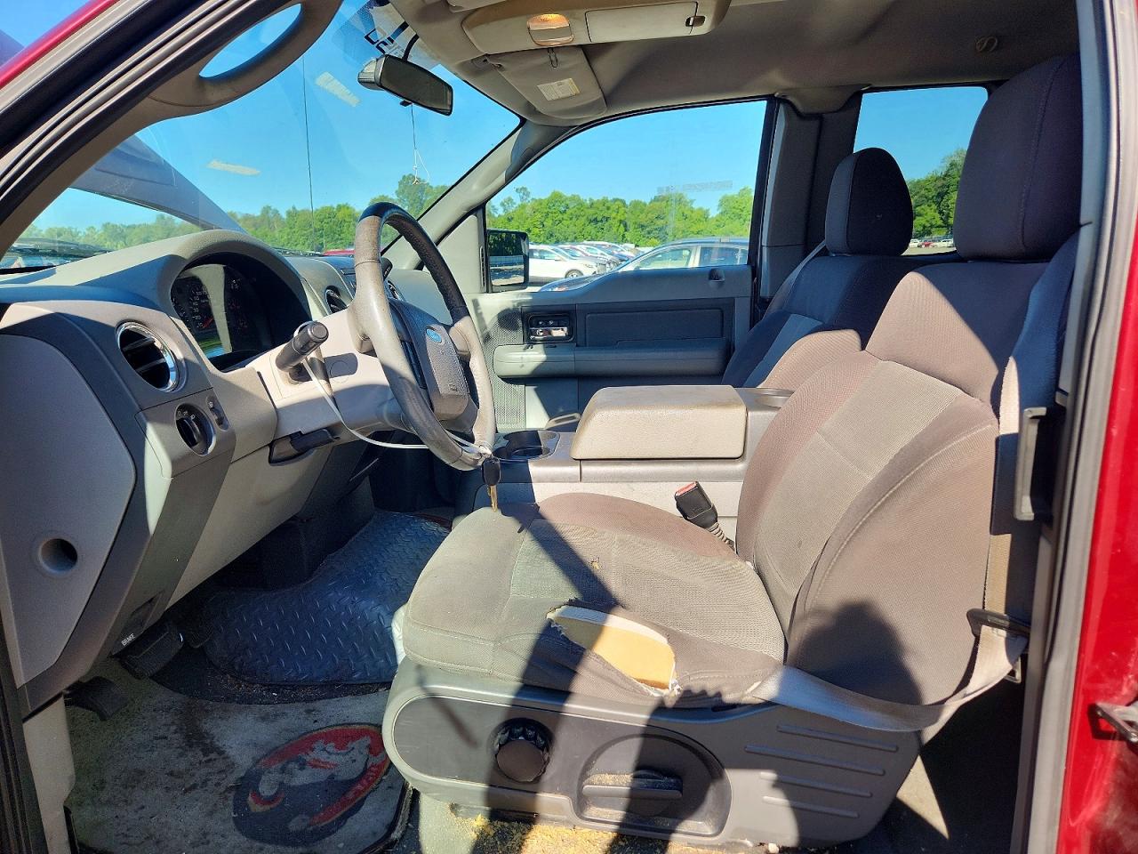 2006 Ford F150 Burgundy vin: 1FTPX14506FA84509