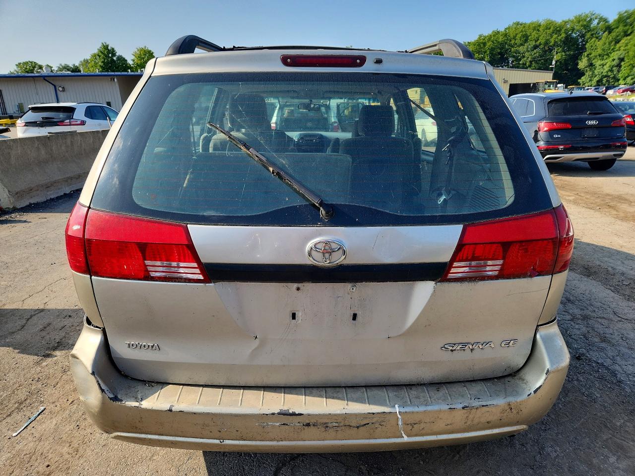2005 Toyota Sienna Ce 7 Passenger Silver vin: 5TDZA23C25S375978