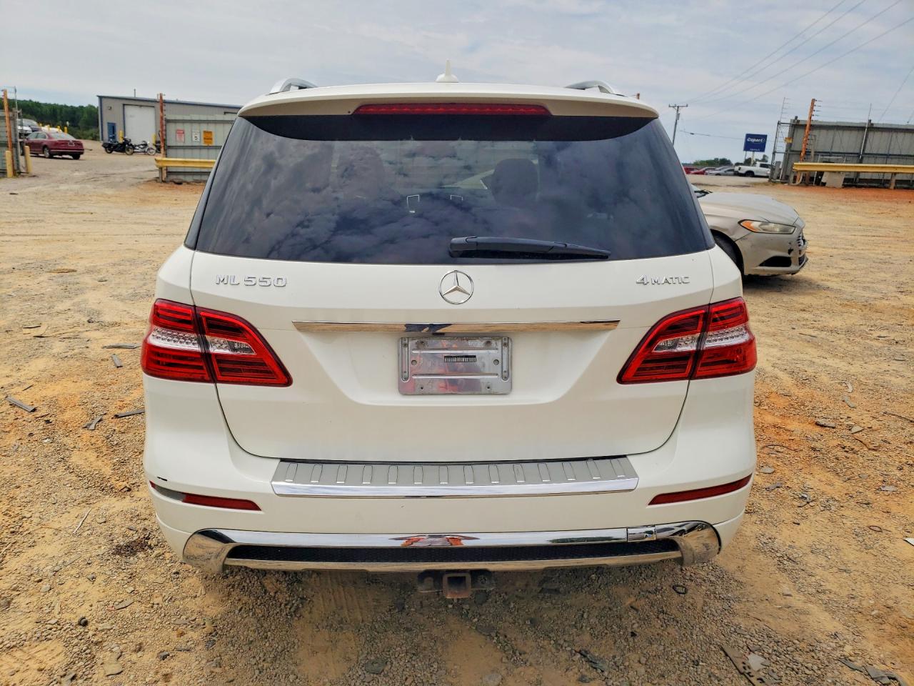 2014 Mercedes-benz Ml 550 4matic Белый vin: 4JGDA7DB2EA364226
