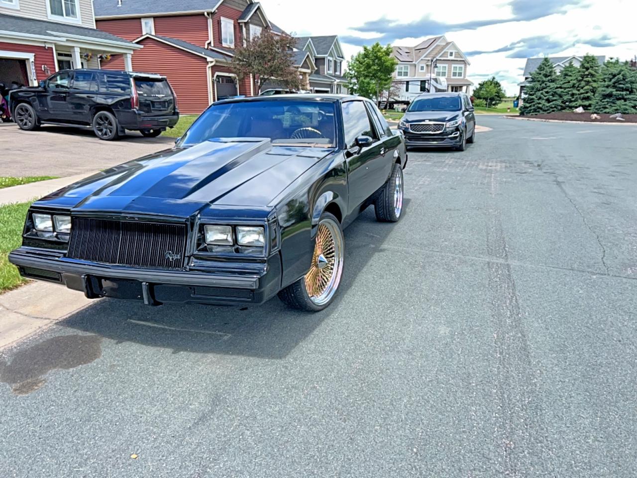 1981 Buick Regal V/8-ls Motor Black vin: 1G4AJ47A0BG120538