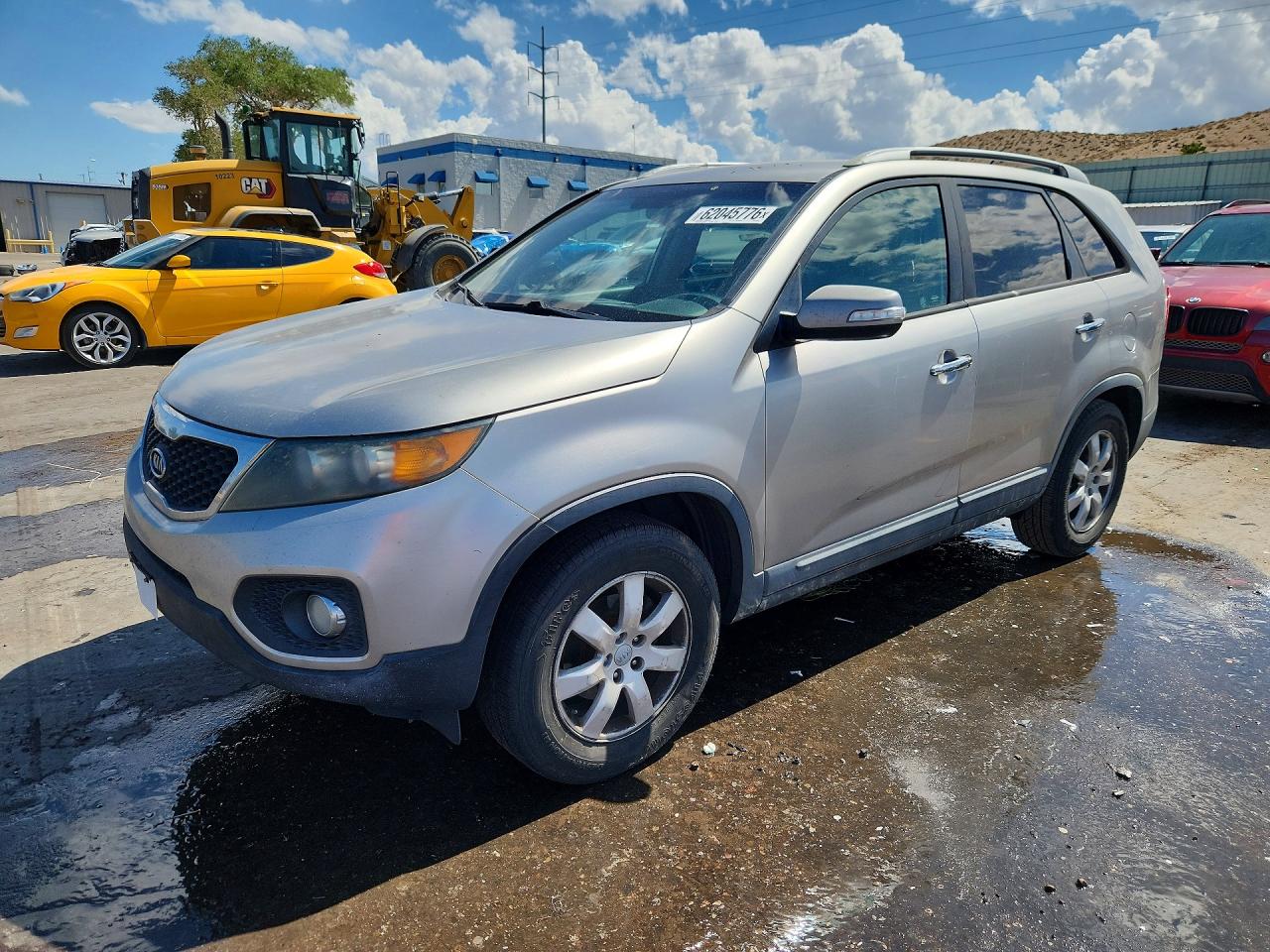 2013 Kia Sorento Lx Серебряный vin: 5XYKT3A68DG418293