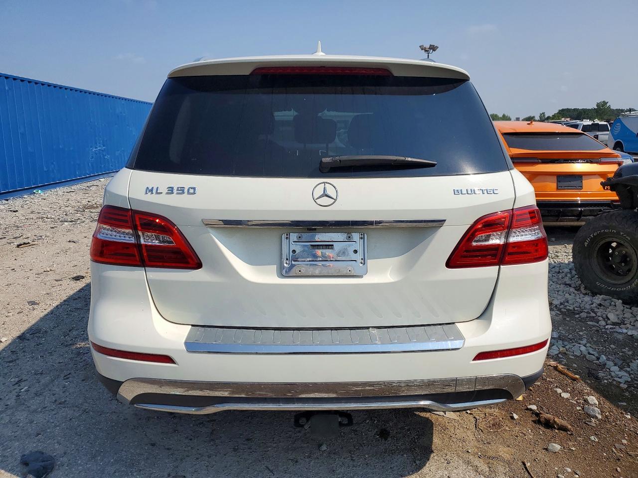 2012 Mercedes-benz Ml 350 Bluetec White vin: 4JGDA2EB7CA001886