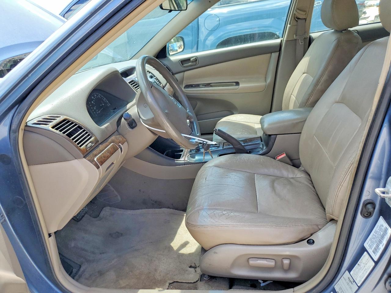 2002 Toyota Camry Le Blue vin: 4T1BE32K32U533865