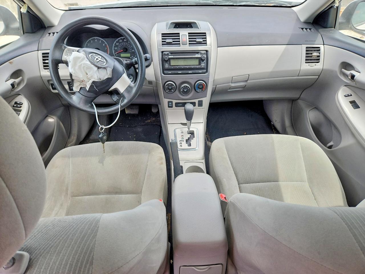 2012 Toyota Corolla Le White vin: 5YFBU4EE1CP006702