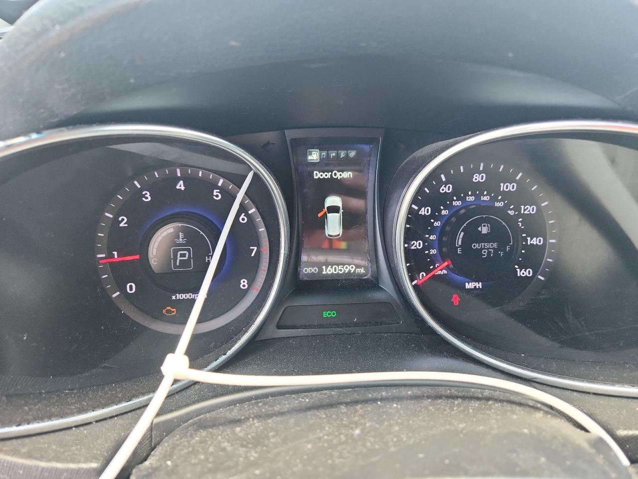 2014 Hyundai Santa Fe Sport 2.0t White vin: 5XYZU3LA8EG160677