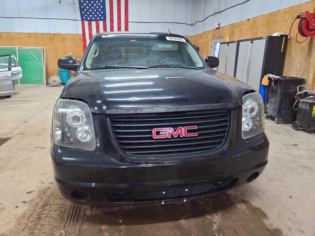 2014 Gmc Yukon Sle Black vin: 1GKS2AE02ER113084