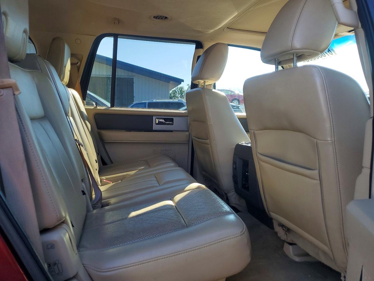2012 Ford Expedition Xlt Burgundy vin: 1FMJU1J5XCEF07550
