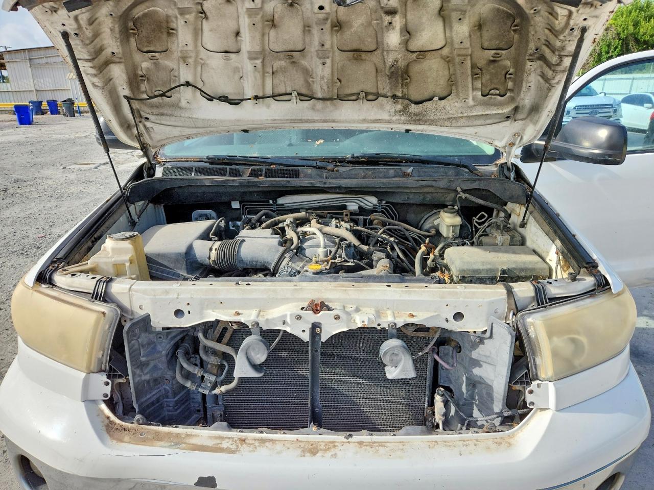 2010 Toyota Tundra Grade White vin: 5TFJM5F12AX001035