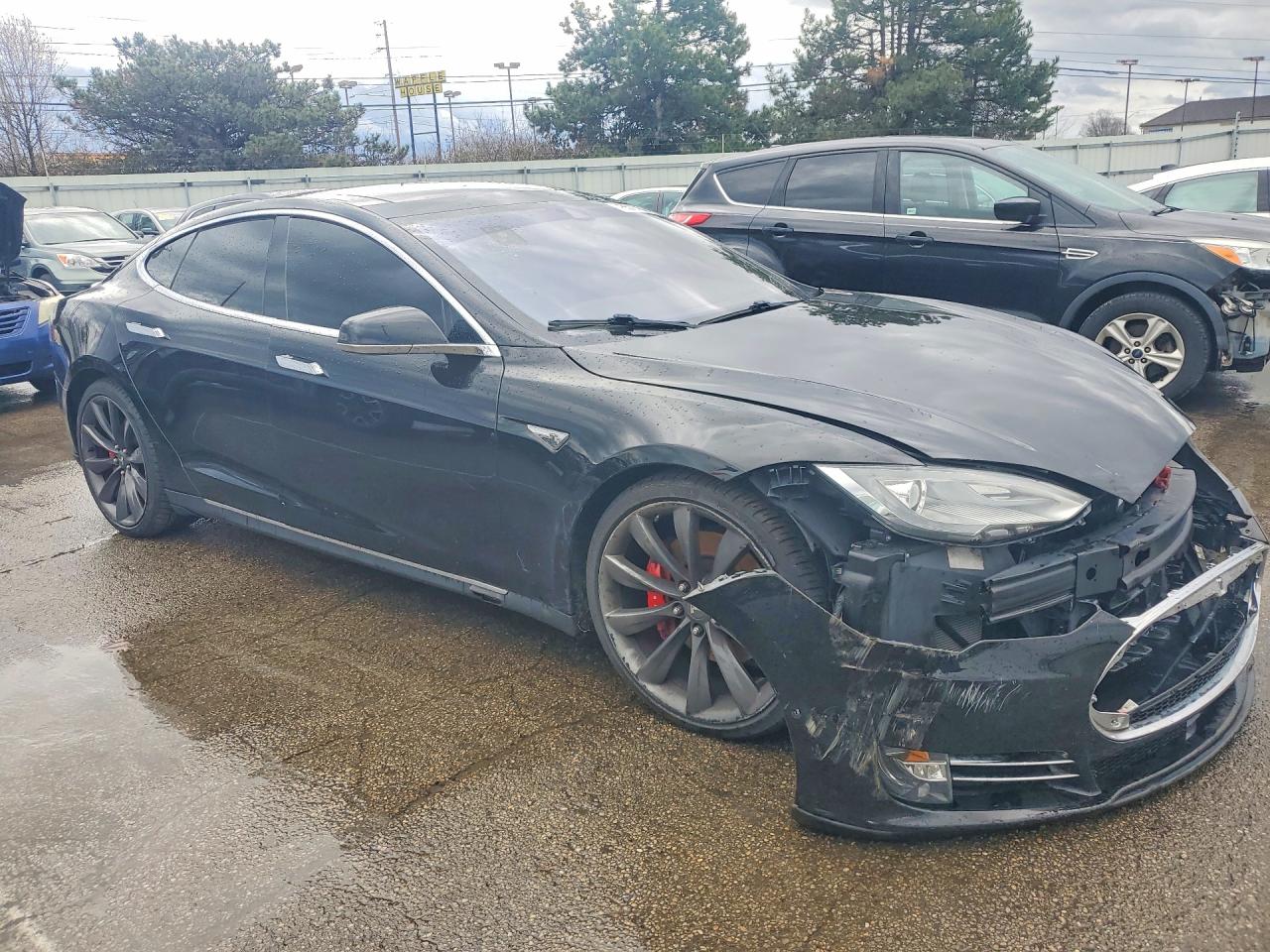 2014 Tesla Model S Black vin: 5YJSA1H20EFP66661