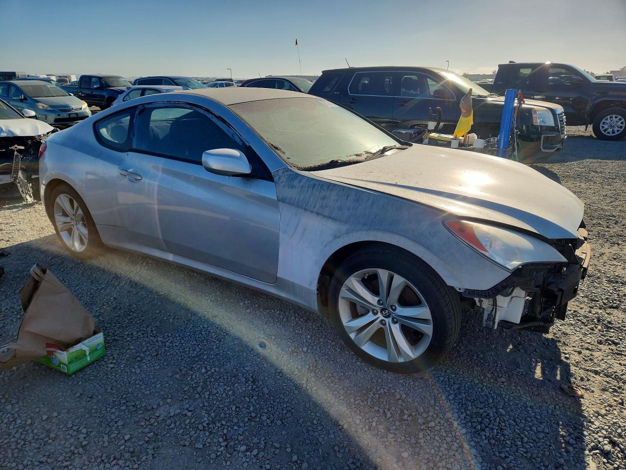 2010 Hyundai Genesis Coupe 2.0t Silver vin: KMHHT6KD6AU028405