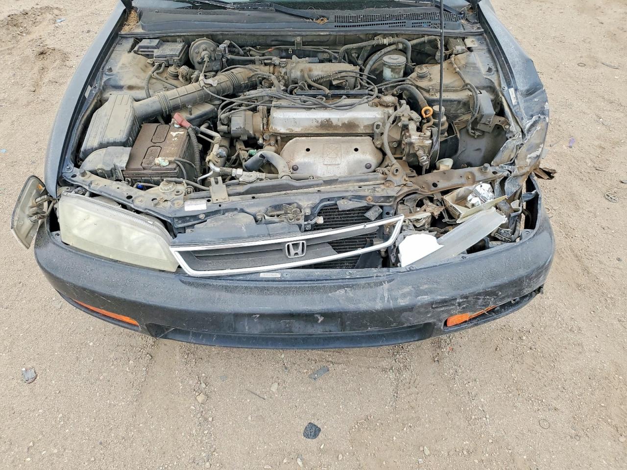 1996 Honda Accord Lx Черный vin: 1HGCD5638TA262574