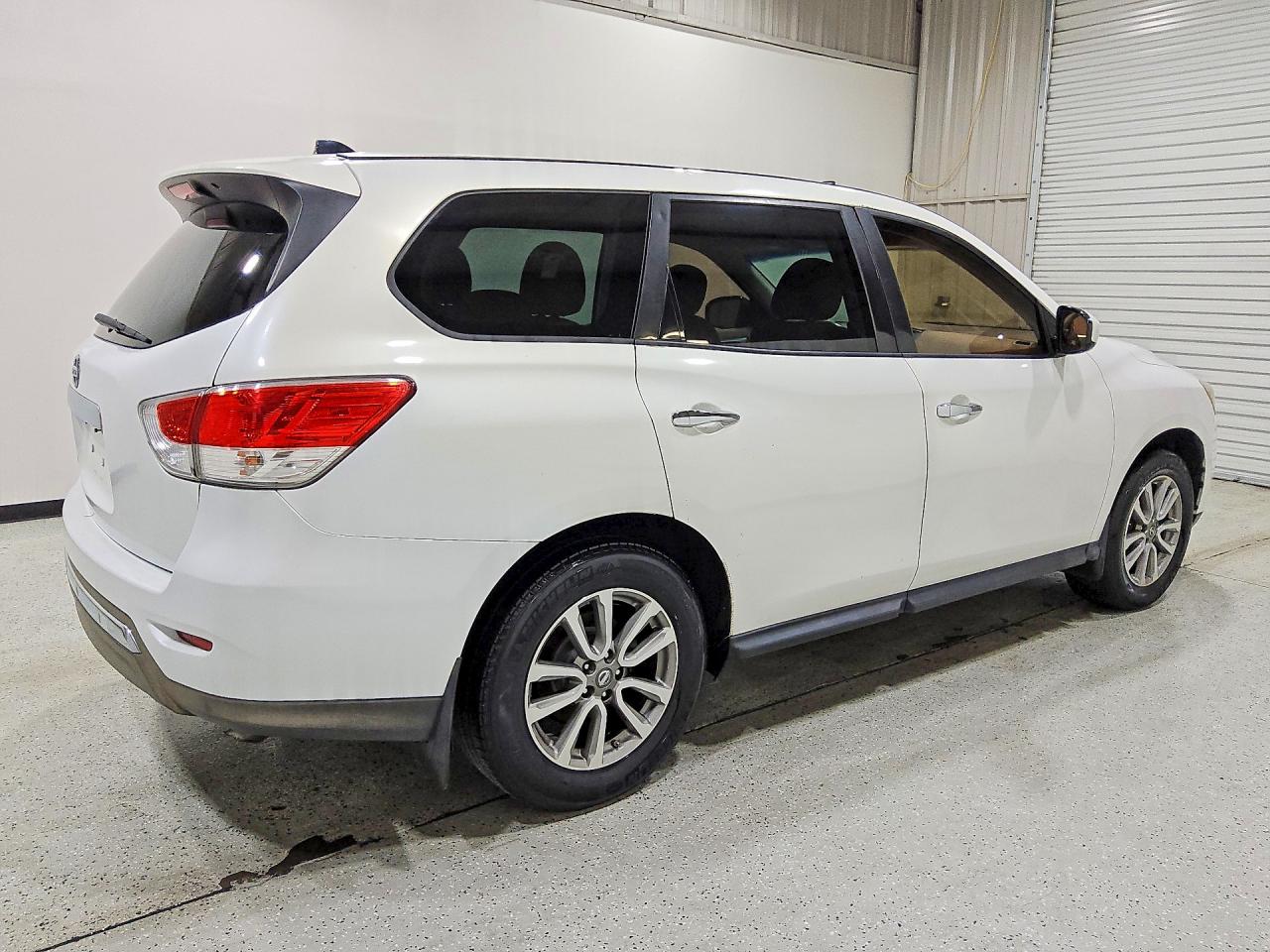 2014 Nissan Pathfinder S White vin: 5N1AR2MN9EC646831