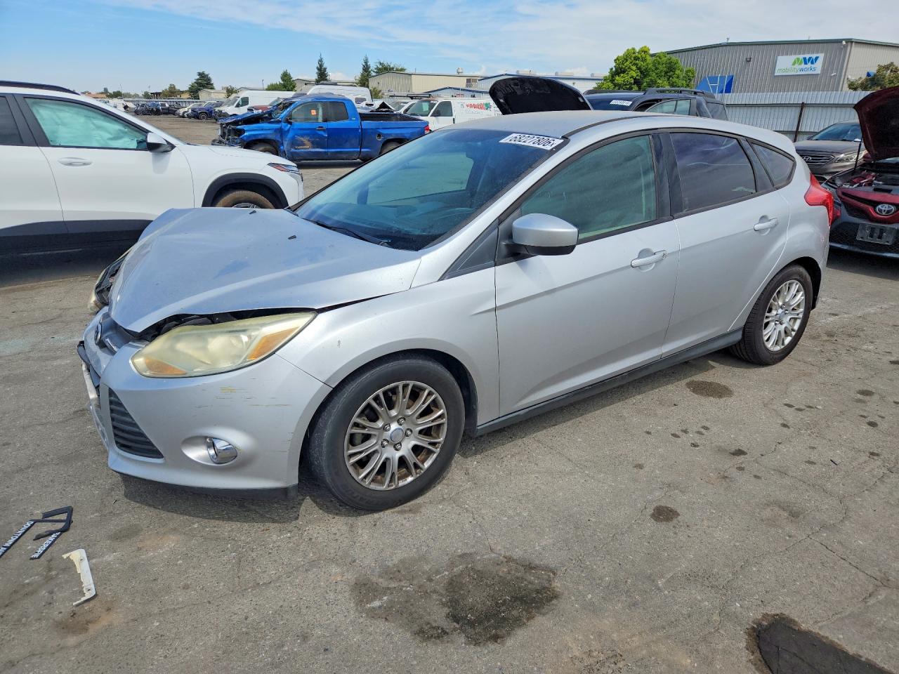 2012 Ford Focus Se Серебряный vin: 1FAHP3K22CL168990